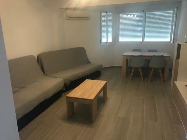 Estudio 托雷德尔马尔 外观 照片